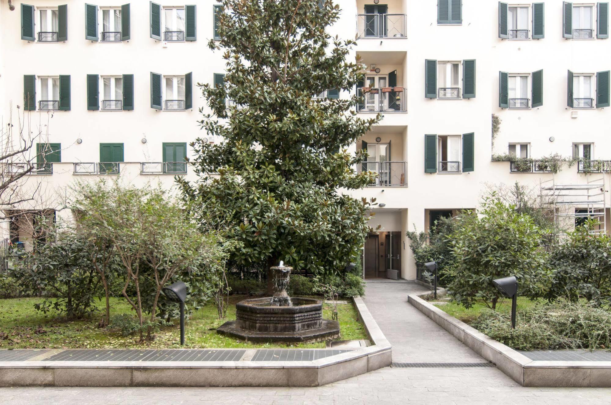 Milan Royal Suites Esterno foto