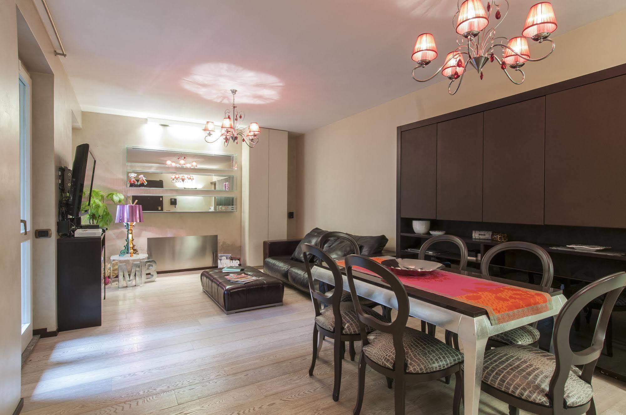 Milan Royal Suites Esterno foto