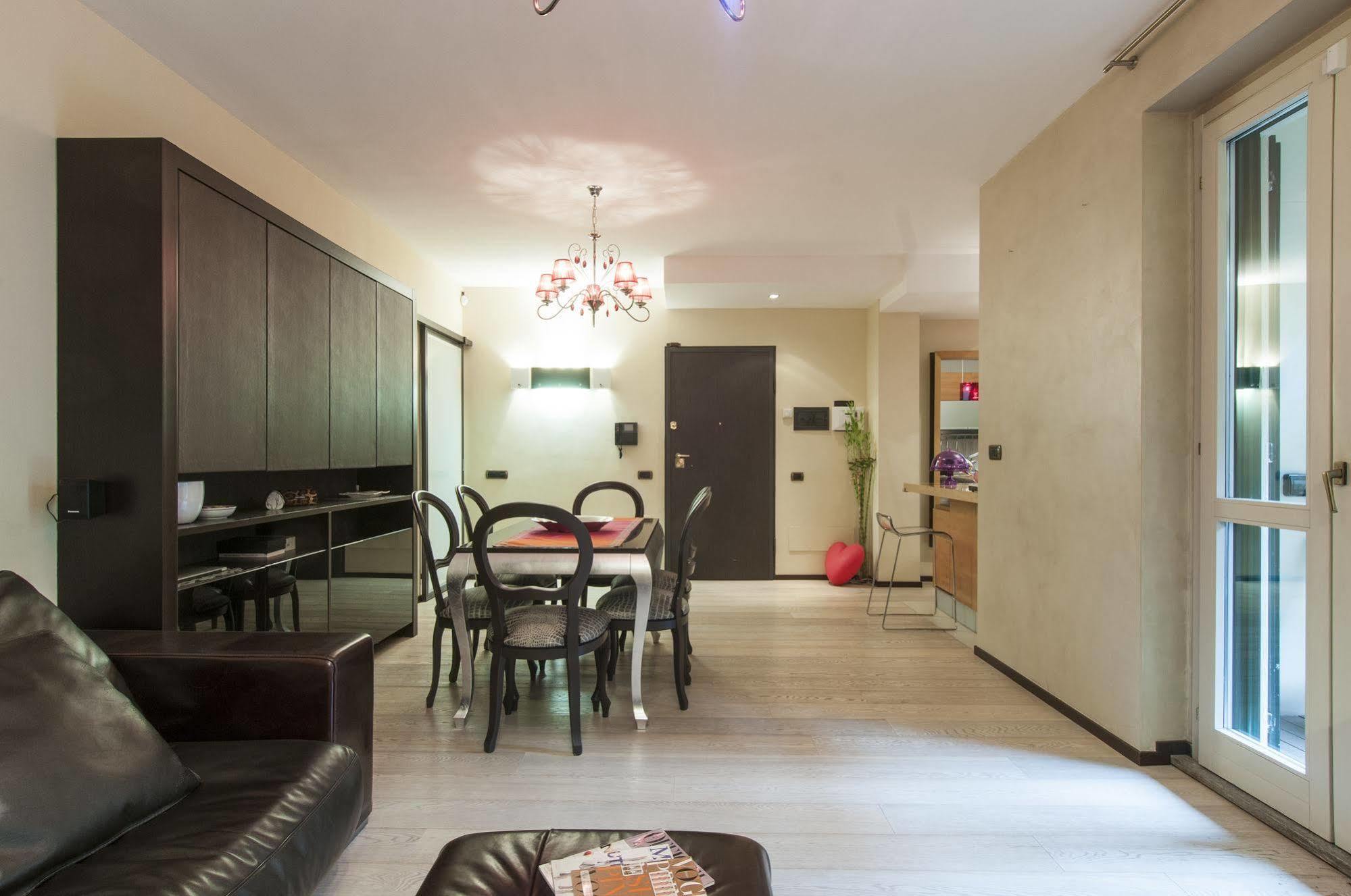 Milan Royal Suites Esterno foto